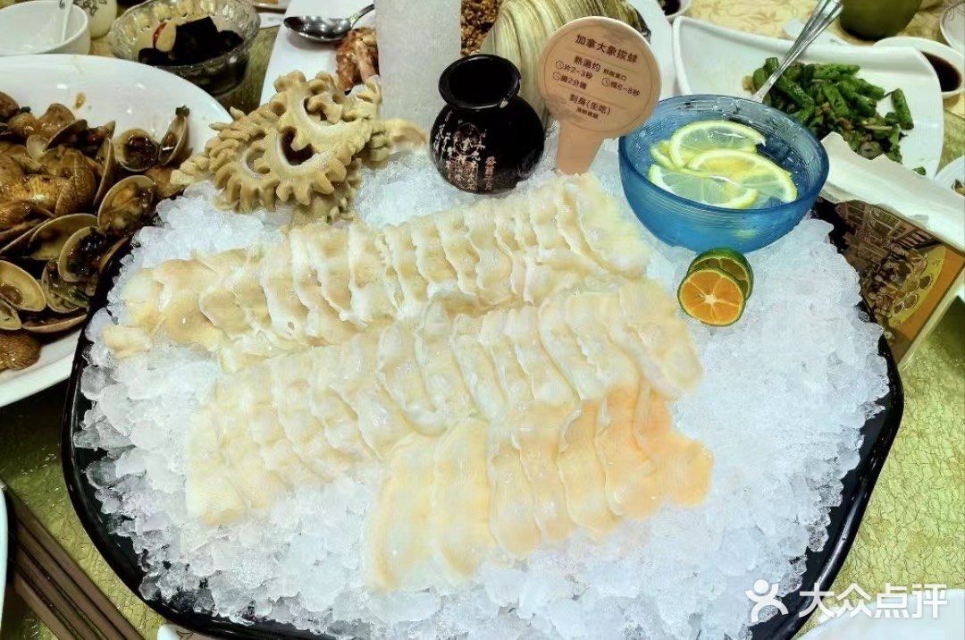 澳门美食地图：不可错过的富豪海鲜酒家