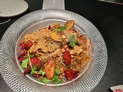 -辣尚瘾·烤鱼·新川菜(牡丹园直营店)