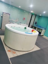 -鱼乐贝贝婴幼儿水育馆(星汇广场店)