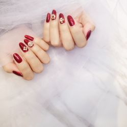 -济南花里美甲美睫