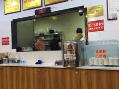 -秦云老太婆摊摊面(金色年华店)