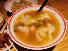 -八二小区抄手(龙湖上城天街店)