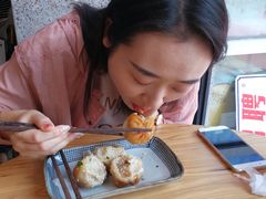 -陈家生煎(世茂双子塔店)