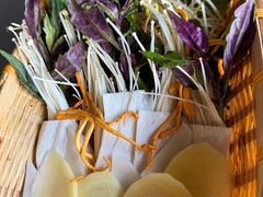 -野菌皇海景野生菌火锅(滨海大道店)