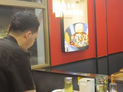 -鲁员外地锅鸡地锅鱼(古墩路店)