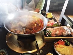 -湊湊火锅·茶憩(新中关购物中心店)