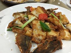 煎焗鱼骨-丰尔粥食·顺德鱼生·干蒸排骨顺德菜(大良分店)