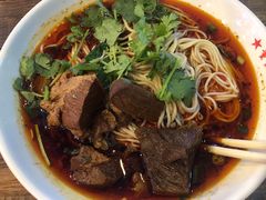 -重庆小面·抄手(解放碑好吃街店)