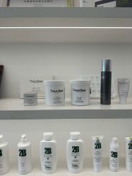 -JNK皮肤管理中心