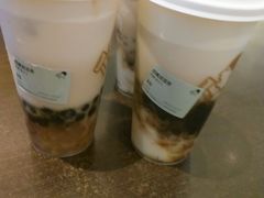 -喜茶(杭州滨江宝龙店)