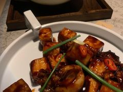 -穹六人间 people 6(岳阳路店)