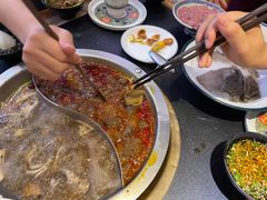 -沸炉重庆老火锅(军事博物馆店)