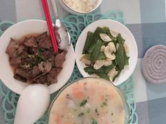 -鲸育宝宝月嫂(徐汇店)