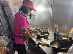 -老婆婆炒饭(小白楼1902欧式风情街店)