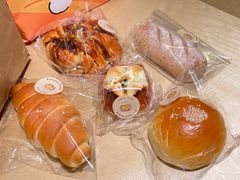 -yeast面包店