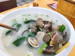 -鹏城人家海鲜酒家·23年老字号(较场尾店)