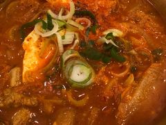 猪颈肉泡菜汤-金北顺大锅家(신사본점)