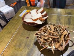 -黄潇洒老火锅(九眼桥宏济巷店)