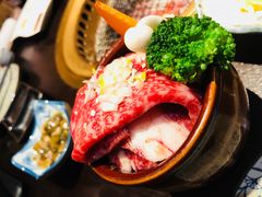 -山川小町·极番烧肉(新地假日广场店)