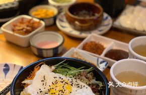 One Jar Fresh Vegetable Rice Bowl