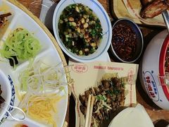 -怪噜范·老贵阳街头名小吃(鸿通城店)