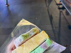 -詹爷爷乌节路街头冰淇淋