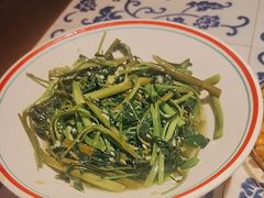 -川流不息·地道川菜·小龙虾(新松江路店)