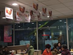 -麦当劳(轻轨曹杨路店)