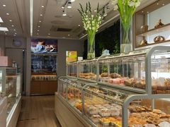 面包甜点陈列柜-好利来(永定路店)
