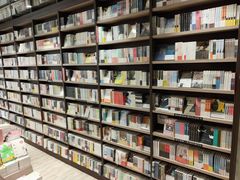 -钟书阁(群光广场店)