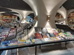 -钟书阁(珍园店)