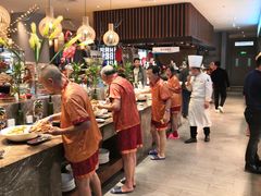 -齐河孔雀王温泉酒店·金孔雀自助百汇