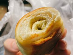 -沁屋面包店(人民东路店)