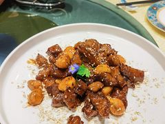 新派黑蒜子牛肉粒-卫鼎轩·曹公馆(鼓楼店)