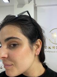 -AI艾耳·专业手工耳洞·穿孔美学馆
