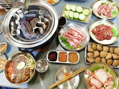 -围炉肉舍丹东海鲜烤肉·烤活鳗(步行街店)