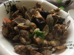 -宾朋海鲜美食特色餐厅·纯手工鲅鱼水饺(兴海路店)