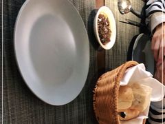-卡普里披萨·牛扒·下午茶