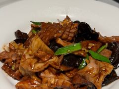 -北平楼·烤鸭·北京菜(牡丹园店)