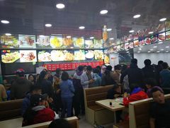 大堂-老舅老蒙肉饼非遗店(一店)