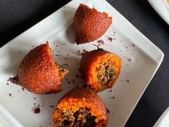 -Efes Turkish & Mediterranean Cuisine 艾菲斯餐厅(陆家嘴店)