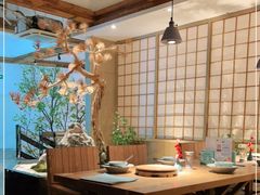 -蜜桃餐厅·伴山(湖滨商业街店)