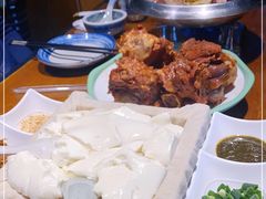 -95号酱骨·一块豆腐(展春园西路店)