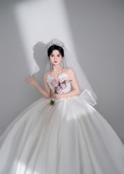 -雅云婚纱摄影工作室旗舰店