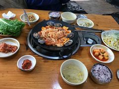 -城山辣炒黑猪肉
