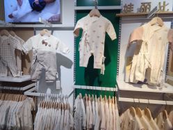 -孩子王童乐园(西安万象城店)