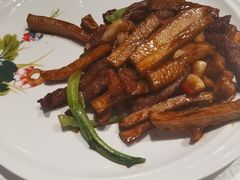 野山椒姜葱爆牛肉-上下九广州菜馆(锦业路店)