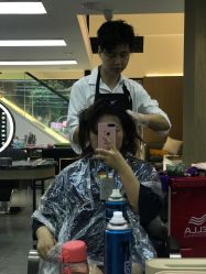 -诗悦发型烫染SALON