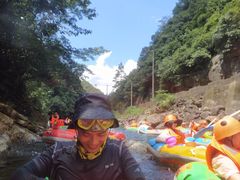 -安吉龙王山峡谷漂流