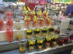 -芒果糯米饭摊子